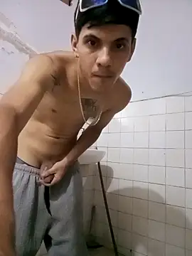 Hotsmale online show from 04/05/26, 04:46