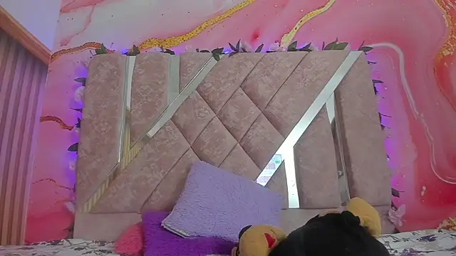 baby peach   online show from 06/04/26, 11:04