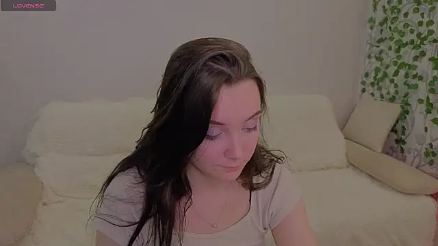 KaraNeagle online show from 05/26/26, 07:23