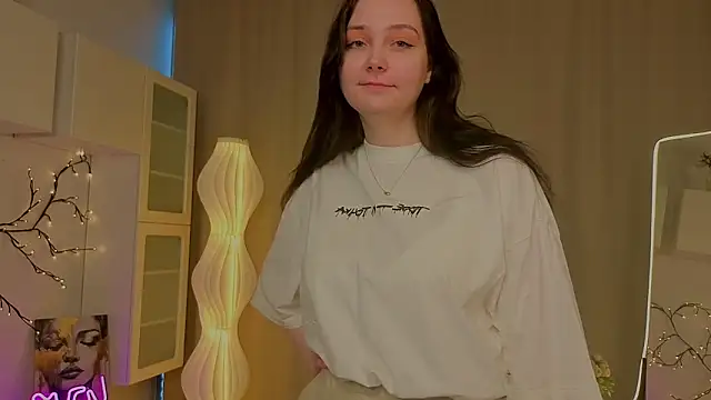 KaraNeagle online show from 03/28/26, 06:47