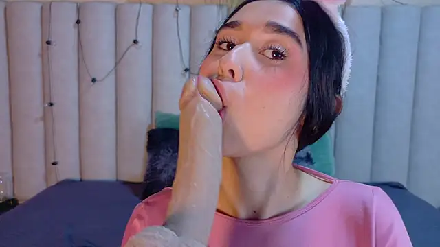 Snapshot of StarrMoon__ chatting on 06/10/26, 01:07 StarrMoon online show from 06/10/26, 01:07