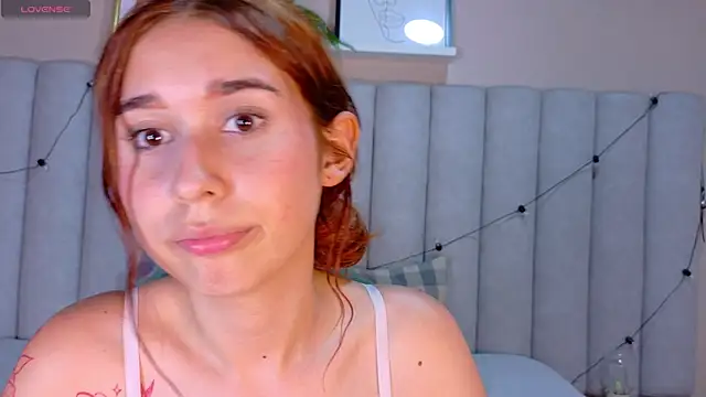 Snapshot of StarrMoon__ chatting on 04/09/26, 06:19 StarrMoon online show from 04/09/26, 06:19