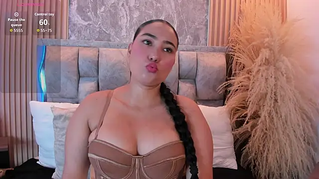 Sulay Kim online show from 07/12/26, 05:03