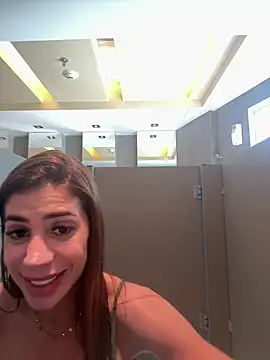 zelyramonvielly online show from 05/13/26, 02:35