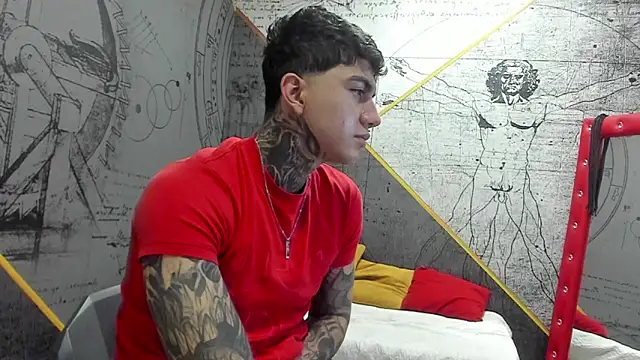 Snapshot of Gury_tattoo chatting on 04/23/26, 05:36 Gury tattoo online show from 04/23/26, 05:36
