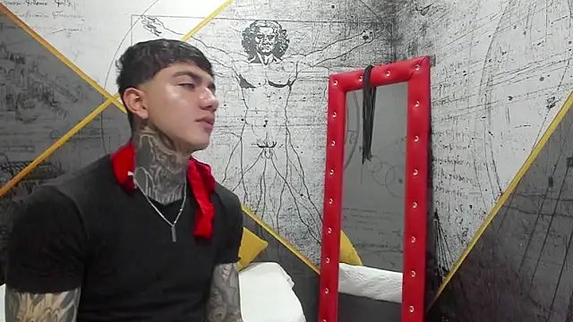 Snapshot of Gury_tattoo chatting on 04/20/26, 05:36 Gury tattoo online show from 04/20/26, 05:36