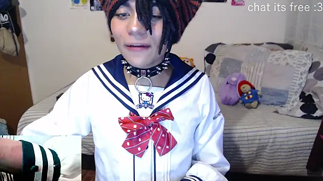 Snapshot of romeo_laurient chatting on 05/24/26, 05:18 romeo laurient online show from 05/24/26, 05:18