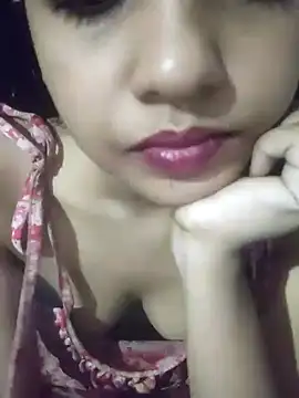 ALIZA FENDY online show from 08/02/26, 07:33