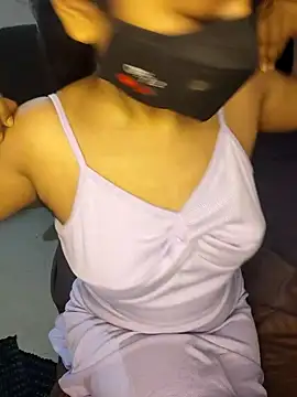 ALIZA FENDY online show from 04/19/26, 04:30