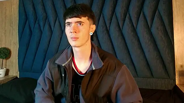 Snapshot of lio____ chatting on 04/09/26, 03:19 lio online show from 04/09/26, 03:19