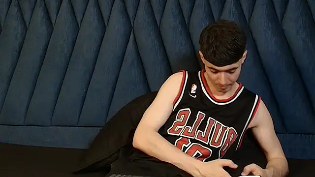 Snapshot of lio____ chatting on 04/02/26, 03:24 lio online show from 04/02/26, 03:24