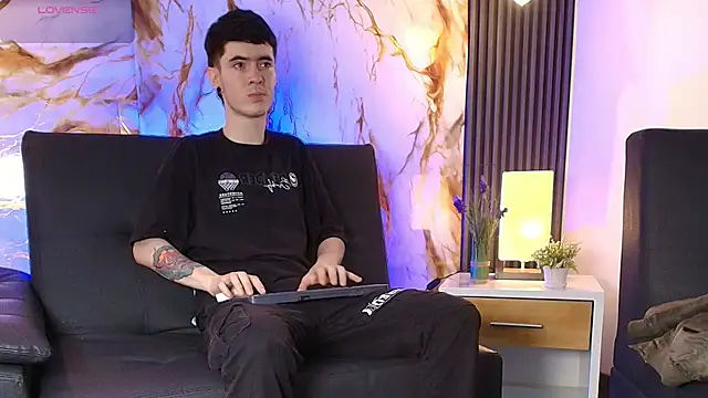 lio     online show from 05/04/26, 03:21