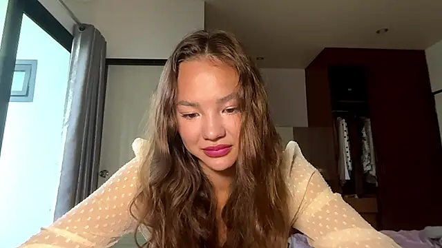 kamila 18 french online show from 04/07/26, 02:13