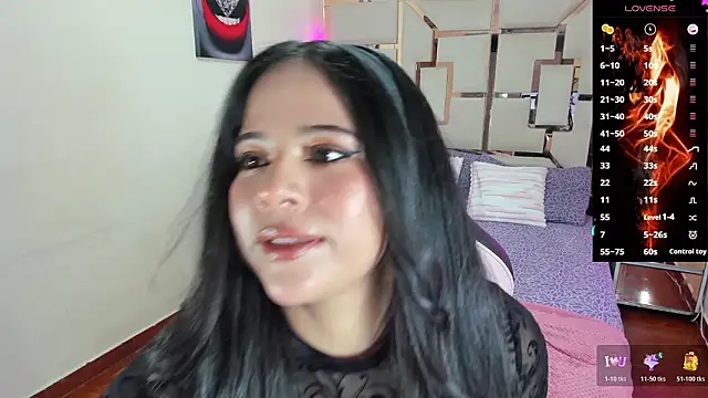 Snapshot of nesli_hann chatting on 03/21/26, 04:33 nesli hann online show from 03/21/26, 04:33