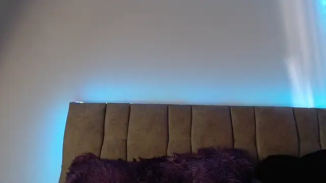 Val Time online show from 04/07/26, 03:14