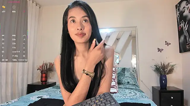candy skyy online show from 04/18/26, 01:13