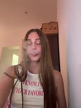 Snapshot of BellMeow_ chatting on 07/10/26, 03:45 BellMeow online show from 07/10/26, 03:45