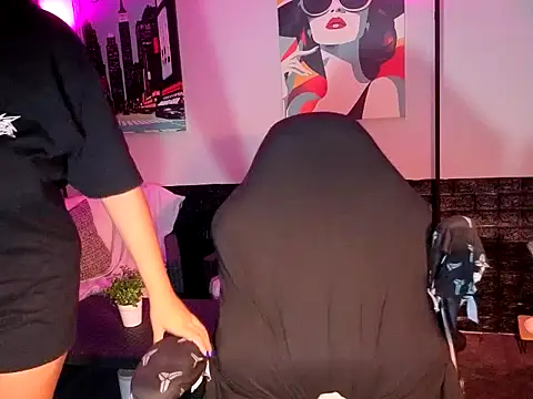 Snapshot of HannaJonns chatting on 03/25/26, 04:45 HannaJonns online show from 03/25/26, 04:45