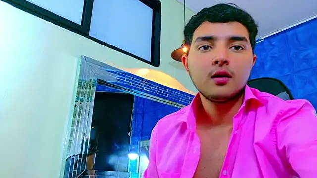 Oliver Jamees online show from 03/25/26, 01:43