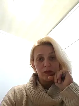 MiaLove183 online show from 04/07/26, 01:24