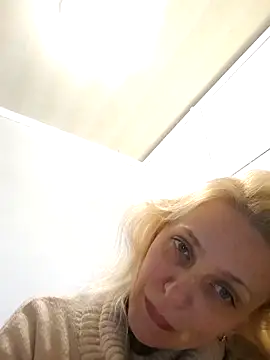 MiaLove183 online show from 03/30/26, 01:56