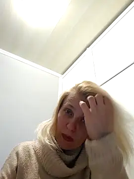 MiaLove183 online show from 04/08/26, 01:01