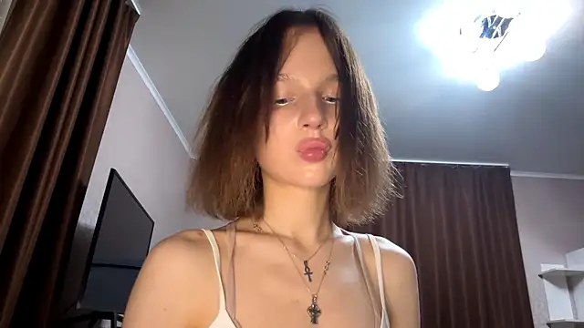 Snapshot of asunanue chatting on 03/31/26, 10:34 asunanue online show from 03/31/26, 10:34