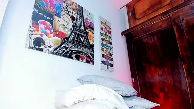 AbrilW1 online show from 04/09/26, 06:19