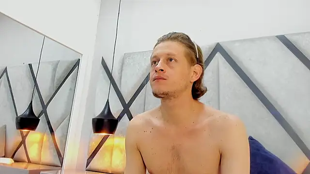 Anthonny Vegas online show from 03/23/26, 03:50