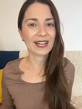 Snapshot of natashakinski chatting on 04/20/26, 06:42 natashakinski online show from 04/20/26, 06:42