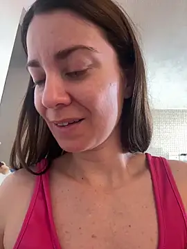 natashakinski online show from 04/07/26, 06:54