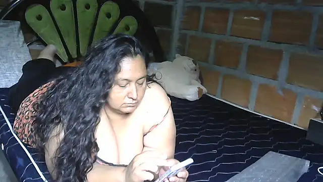 Snapshot of tistmature-69 chatting on 05/27/26, 01:29 tistmature-69 online show from 05/27/26, 01:29