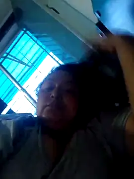 Snapshot of tistmature-69 chatting on 04/12/26, 11:08 tistmature-69 online show from 04/12/26, 11:08