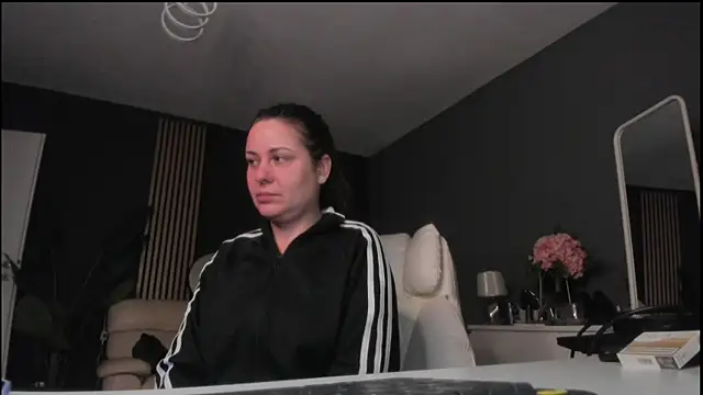 Snapshot of miss_ally chatting on 03/28/26, 05:58 miss ally online show from 03/28/26, 05:58