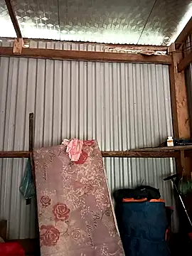 Snapshot of Cute-flowers chatting on 03/29/26, 06:59 Cute-flowers online show from 03/29/26, 06:59