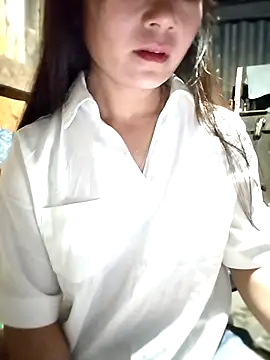 Snapshot of Cute-flowers chatting on 04/09/26, 01:28 Cute-flowers online show from 04/09/26, 01:28