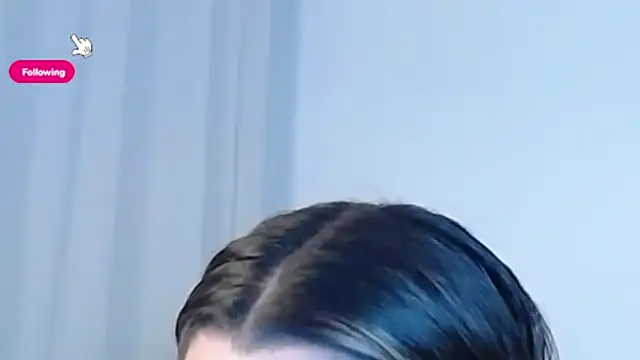 Snapshot of KylieVennet chatting on 03/28/26, 04:13 KylieVennet online show from 03/28/26, 04:13