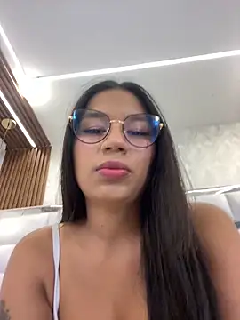 Snapshot of breenda01 chatting on 03/25/26, 10:30 breenda01 online show from 03/25/26, 10:30