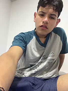 Snapshot of juanma759 chatting on 06/20/26, 03:55 juanma759 online show from 06/20/26, 03:55