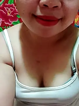 Snapshot of Dumi_009 chatting on 04/08/26, 03:02 Dumi 009 online show from 04/08/26, 03:02