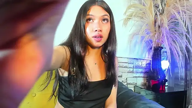 alice isabell online show from 04/15/26, 04:29