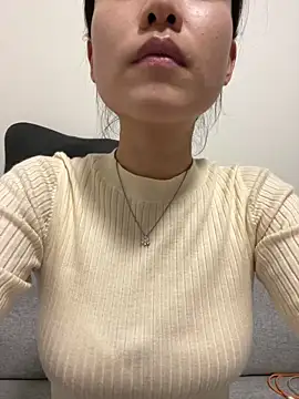 Snapshot of A-Kristen chatting on 06/11/26, 03:20 A-Kristen online show from 06/11/26, 03:20