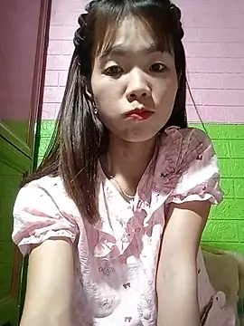 AmyLinee01 online show from 05/14/26, 10:45