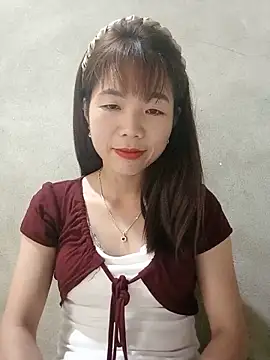 AmyLinee01 online show from 06/11/26, 06:32