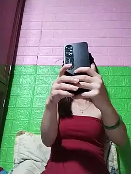 AmyLinee01 online show from 05/25/26, 06:01