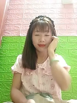 AmyLinee01 online show from 06/10/26, 05:30