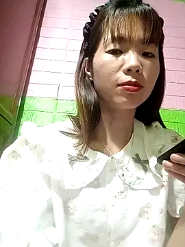 AmyLinee01 online show from 05/10/26, 09:05
