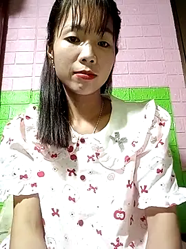 AmyLinee01 online show from 04/26/26, 03:31