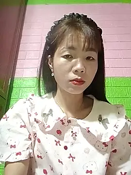 AmyLinee01 online show from 05/31/26, 05:35