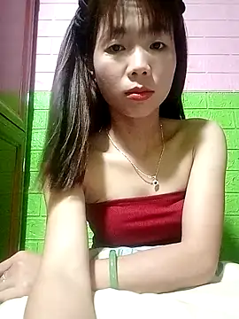 AmyLinee01 online show from 05/07/26, 05:38
